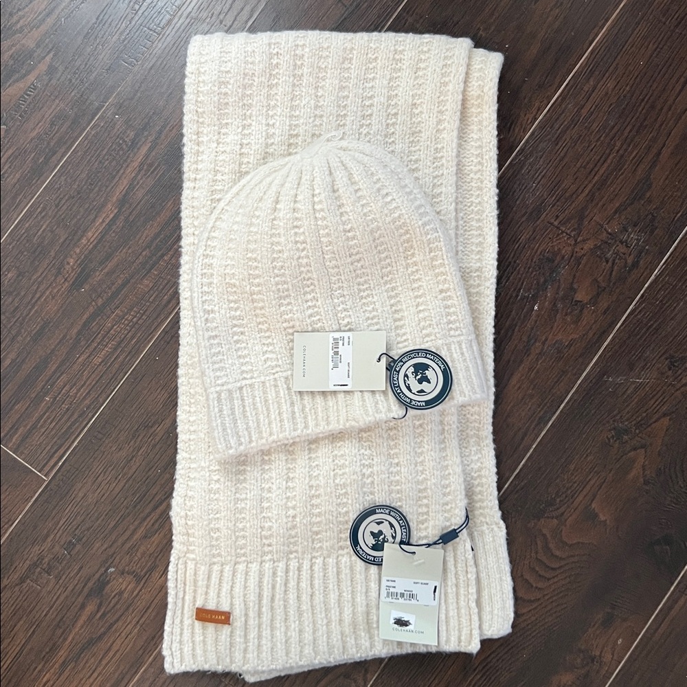 Cole Haan Ivory Knit Accessory